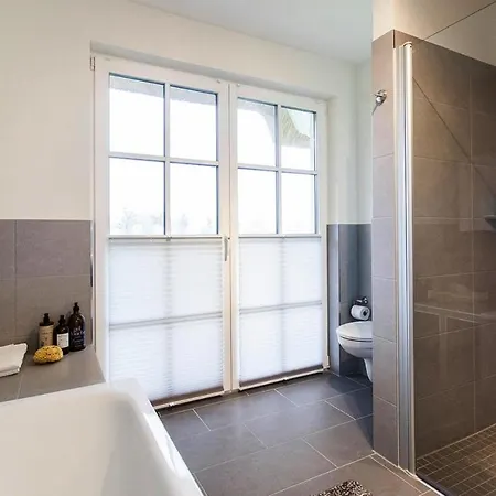 Haus Am Bodden Mit Sauna Fuhlendorf (Mecklenburg-Vorpommern)